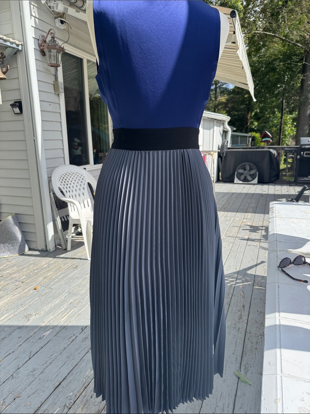 Like new Diane Von Furstenberg wrap  Dress - Picture 6 of 10